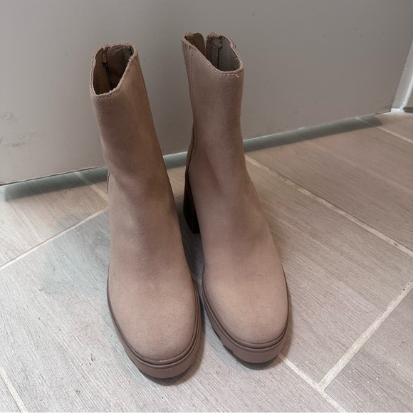 Dolce Vita Martey H2O taupe suede waterproof boot (6) - Picture 4 of 8